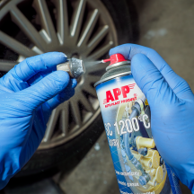 Graisse céramique en bombe APP SC 1200 Spray - Anticorrosion, résiste jusqu’à 1200°C, 400 ml