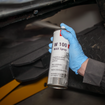 Cire Antirouille et Anti-gravillon en Spray pour carrosserie Voiture Anthracite APP W100 Wax 500ml