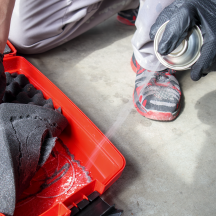 Colle en spray utilisable sur les materiaux les plus varies Multi-Usage APP K 55 400ml