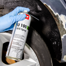 Anti gravillon et anti rouille pour carrosserie voiture en bombe noir APP U100 Spray 500ml