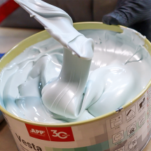 Mastic polyester universel 2K autolissant 1L – APP Vesta
